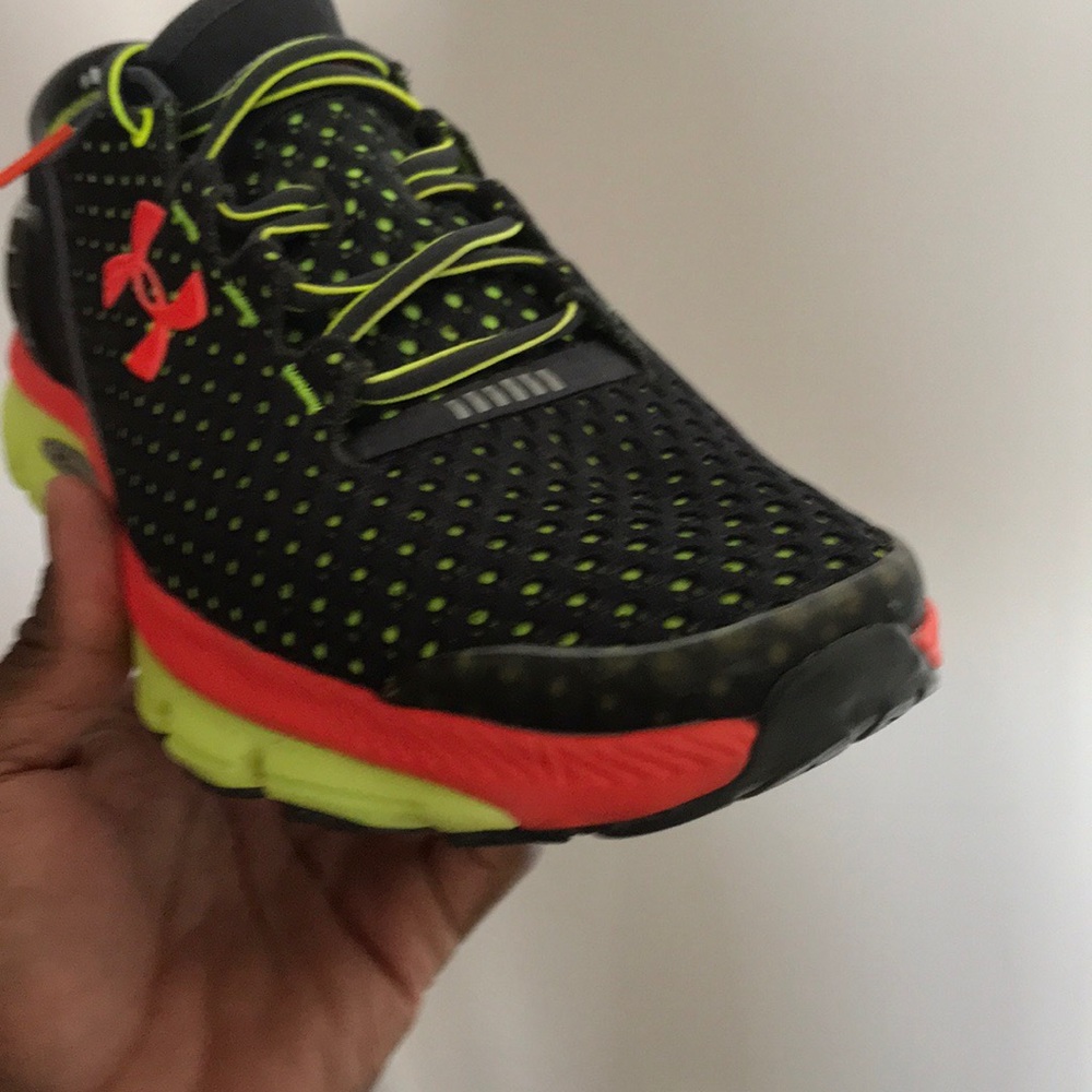 Under Armour Men Speed Form Gemini Like New 9.5